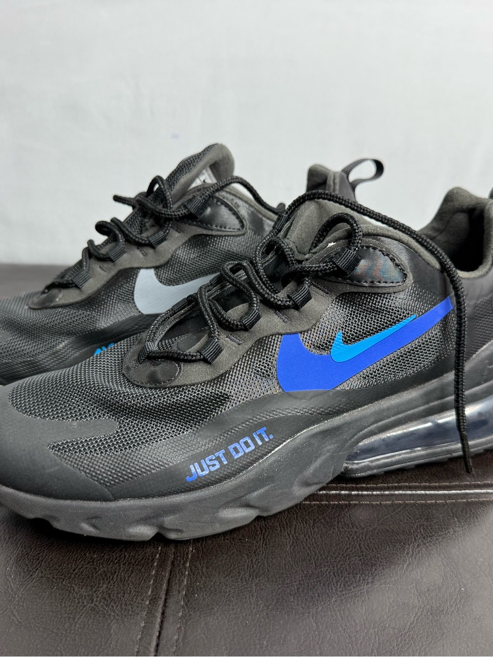 black Nike Air Max 270 React "Just Do It" sneakers sz 9